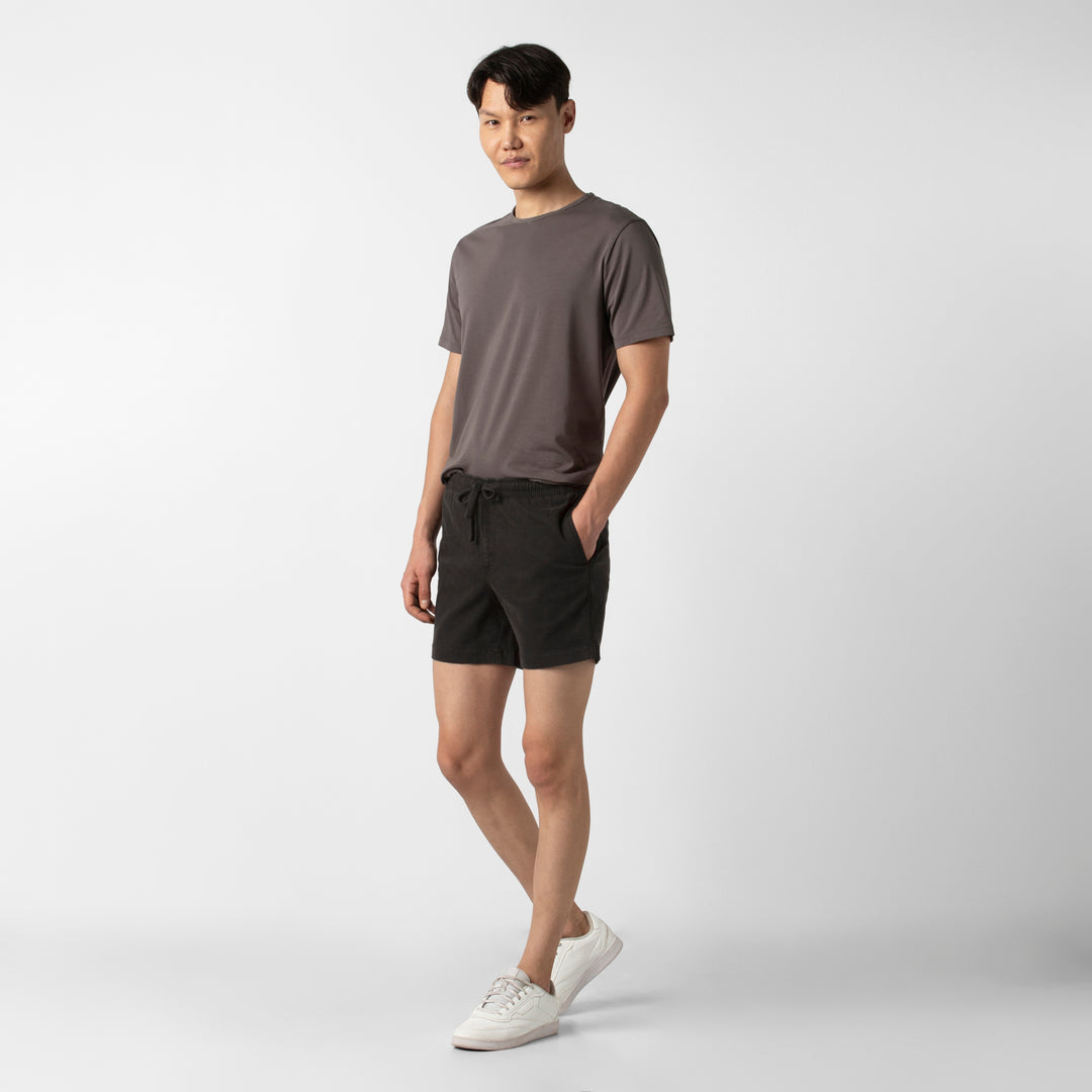 Alto Short Black 5 full body on model