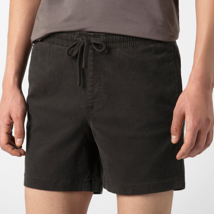 Alto Short Black 5 close up on model