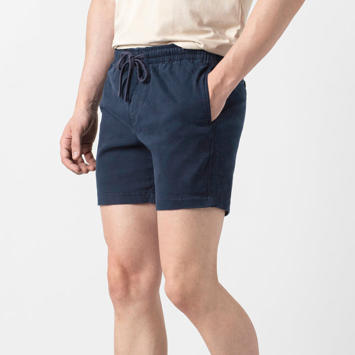 Alto Short 5.5" Navy side on model