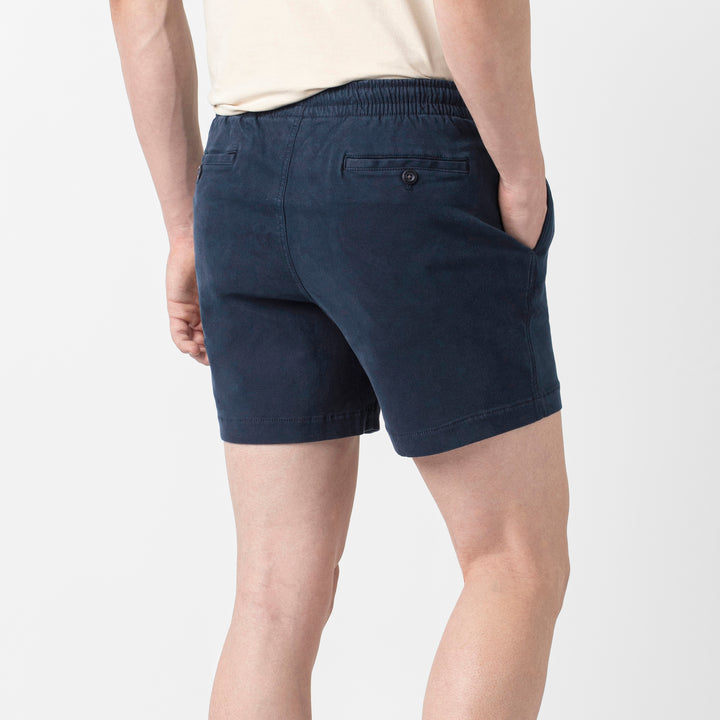 Alto Short 5.5" Navy back on model
