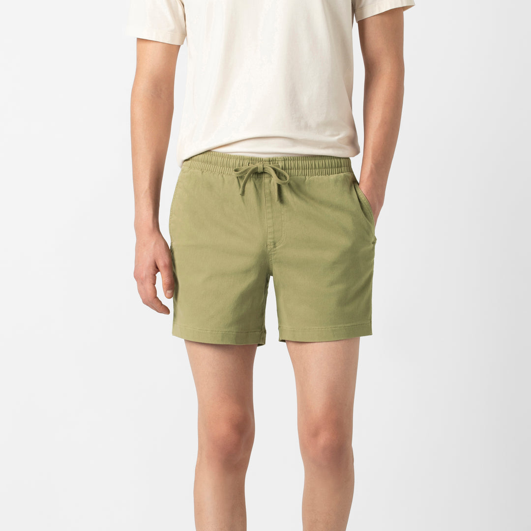 Alto Short Olive front on model