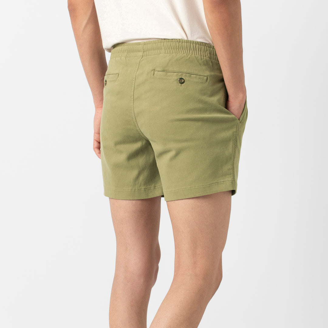 Alto Short 5.5" Olive back on model