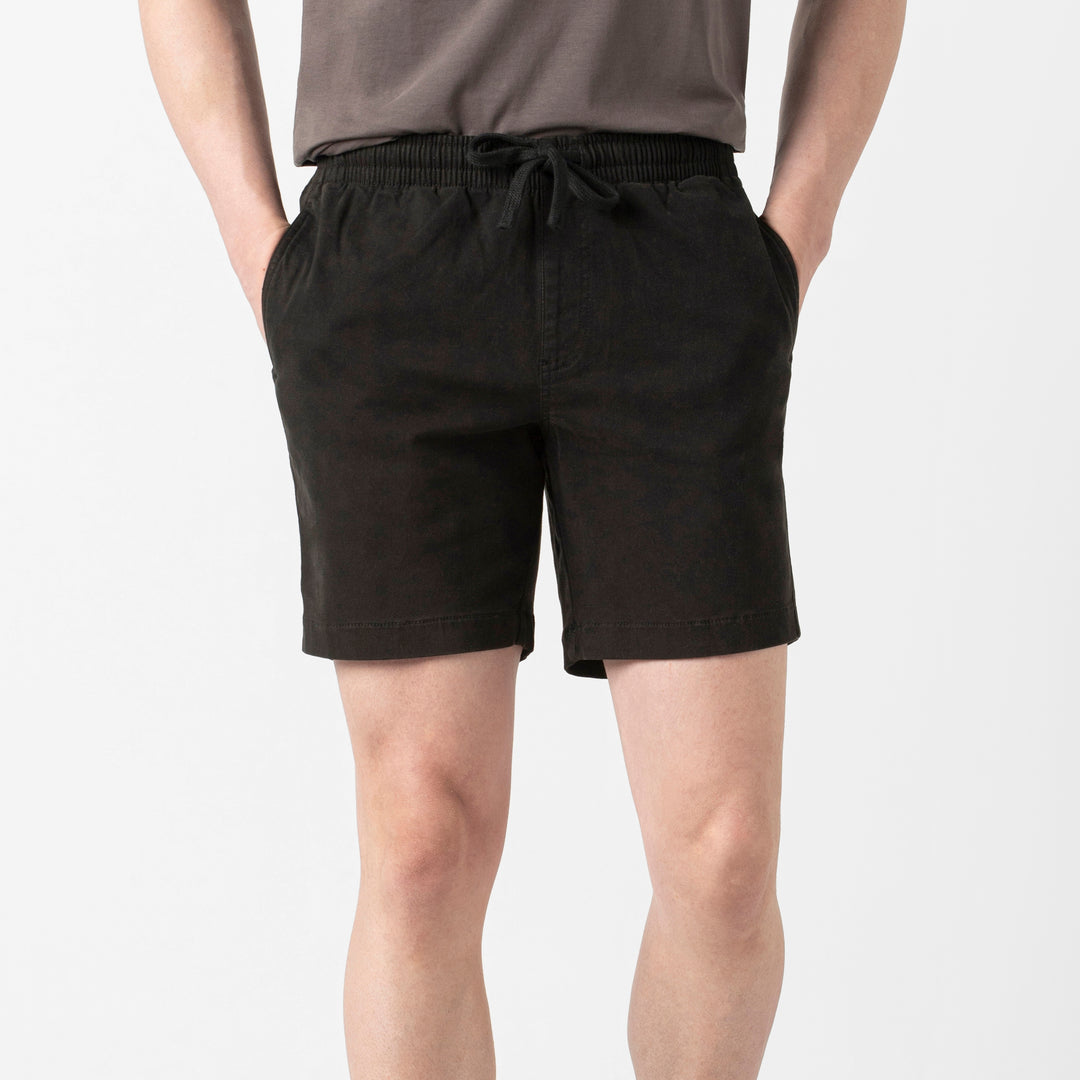 Alto Short 7" Black front on model