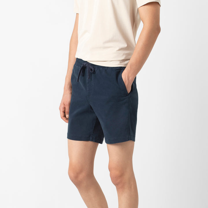 Alto Short Navy 7 side on model