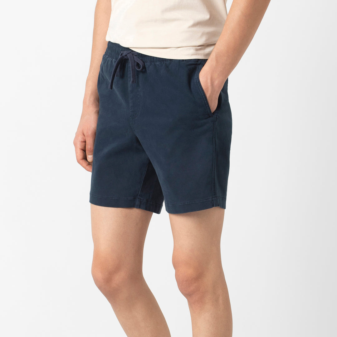 Alto Short 7" Navy side on model