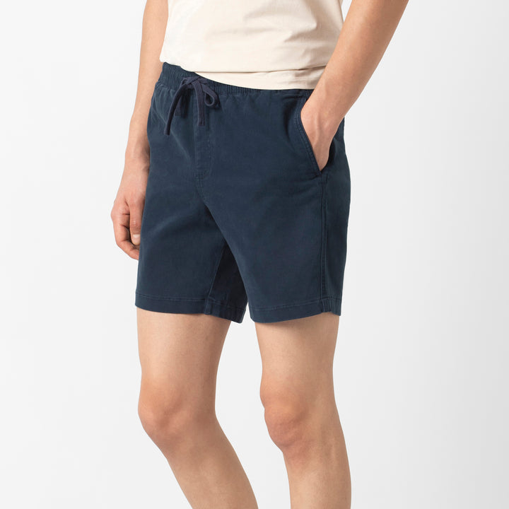 Alto Short 7" Navy side on model