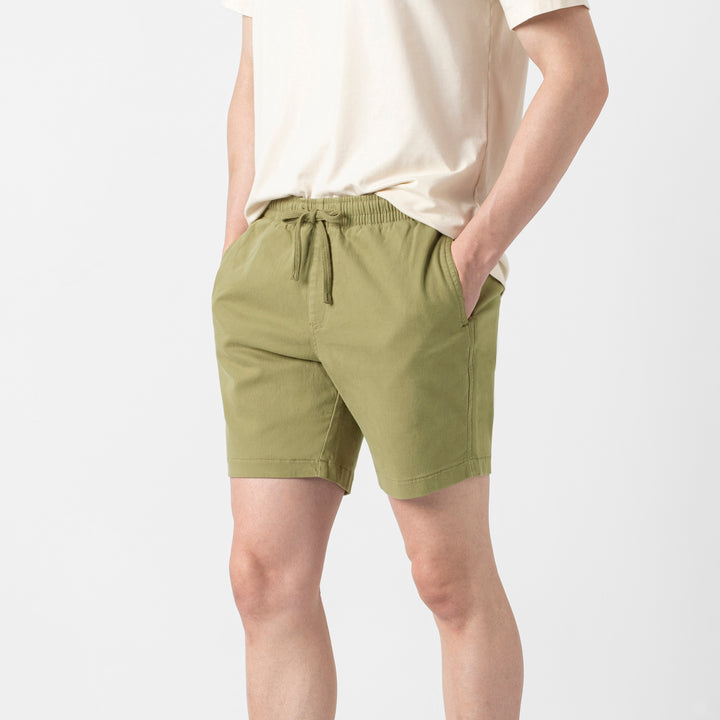 Alto Short Olive 7 side on model