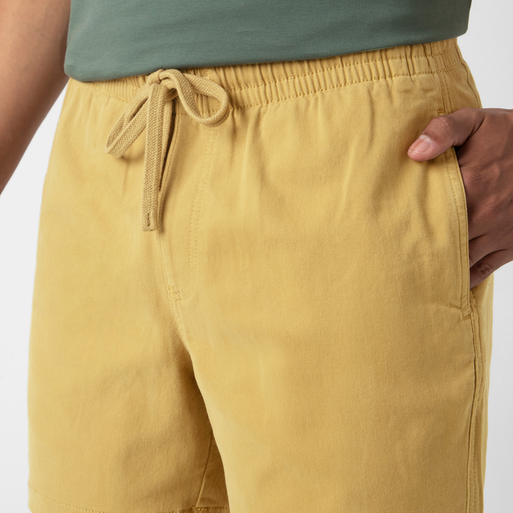 Alto Short Khaki 5.5" close up front on model