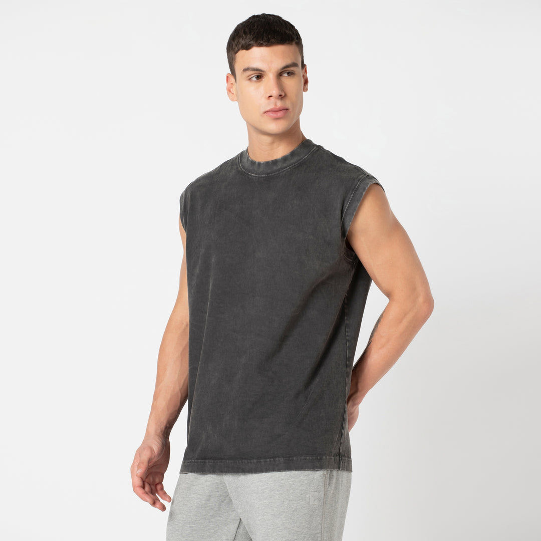 Boxy Tank Shadow side on model