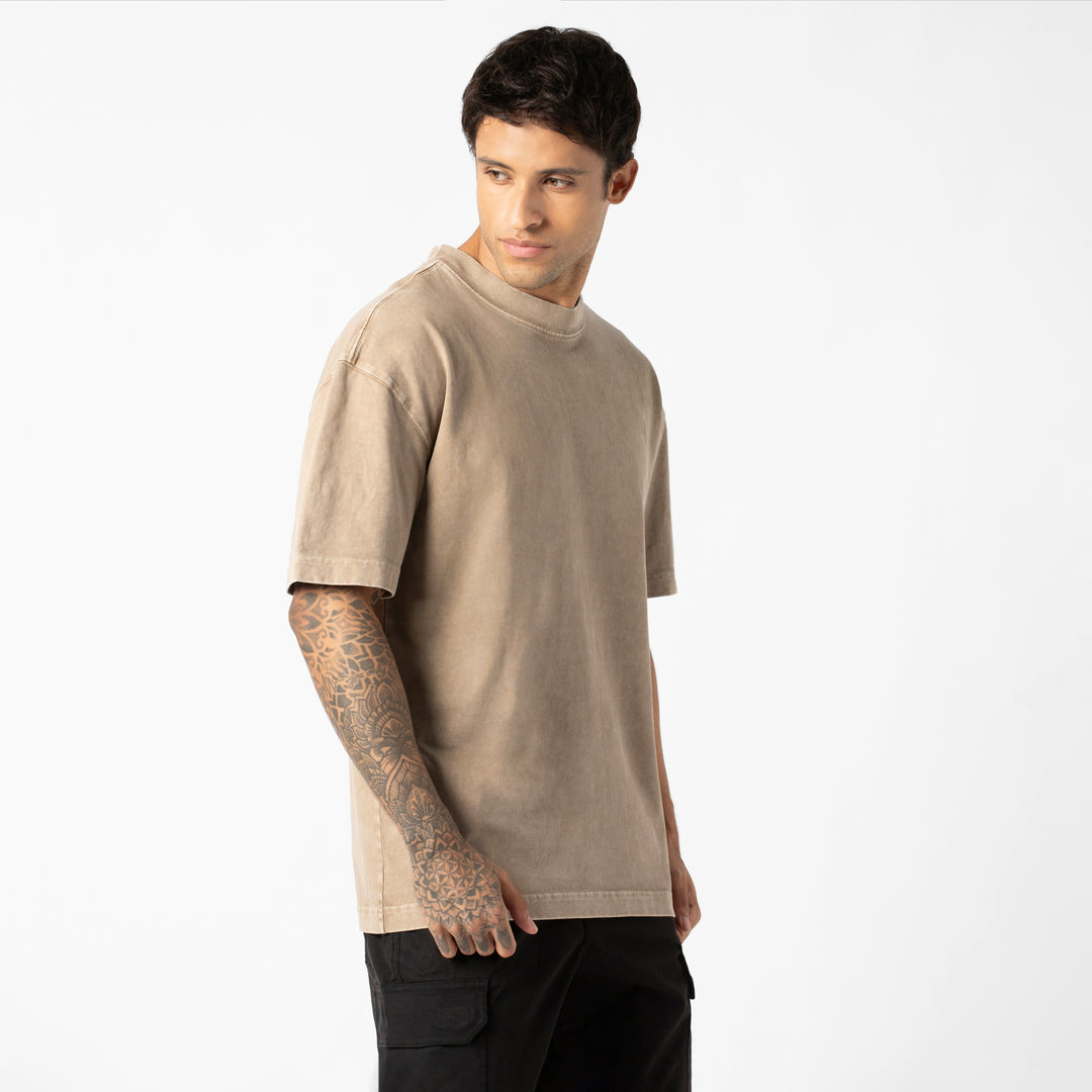 Boxy Tee Driftwood side on model