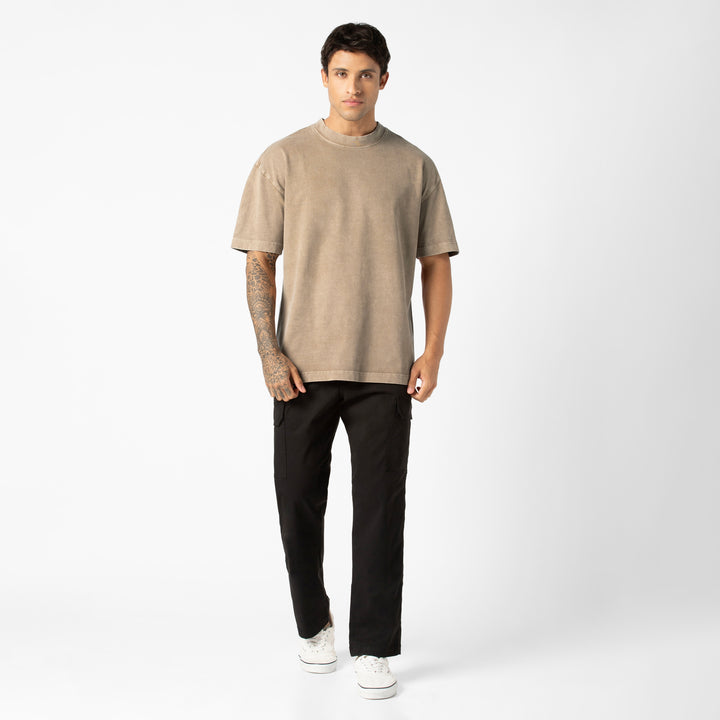 Boxy Tee Driftwood full body on model