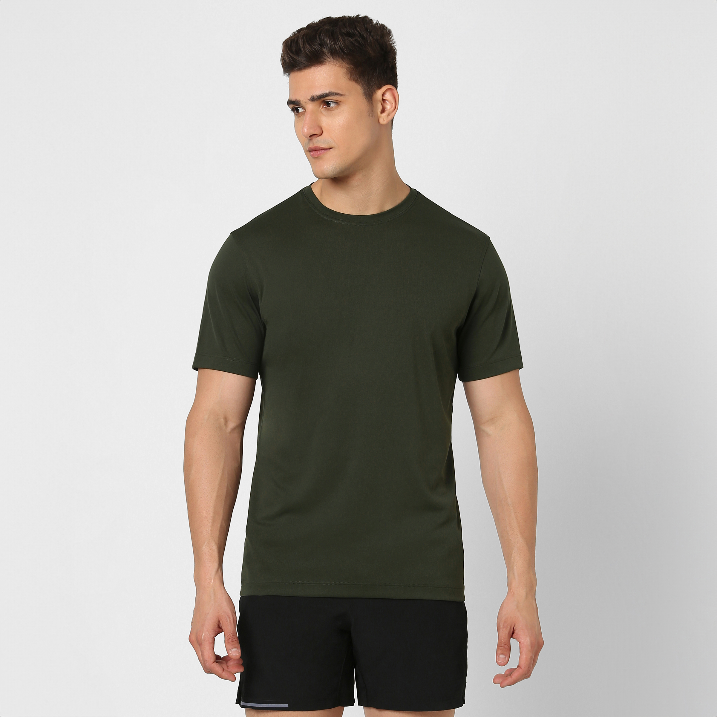 Circuit Tee Military Green front on model