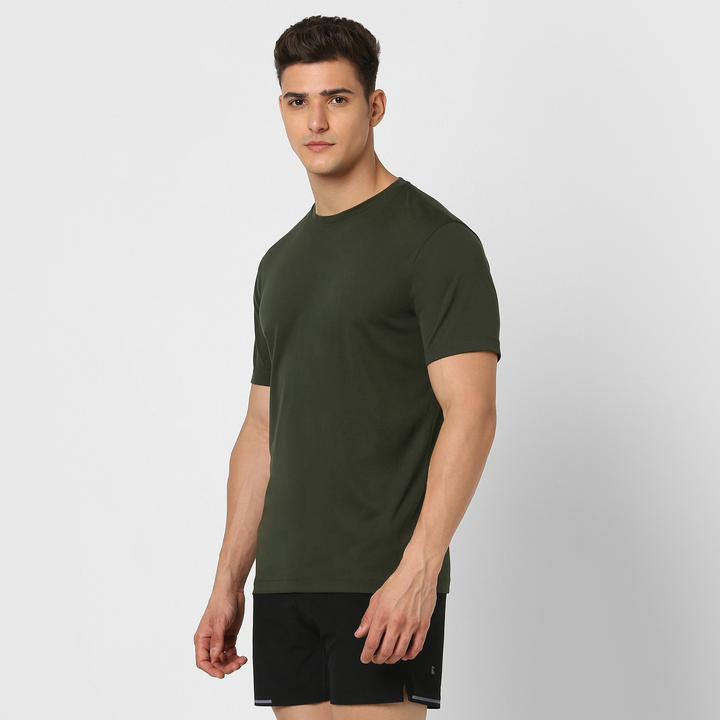 Circuit Tee Military Green on model