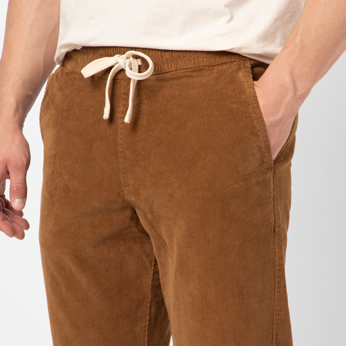 Corduroy Easy Pant Dark Clay close up on model