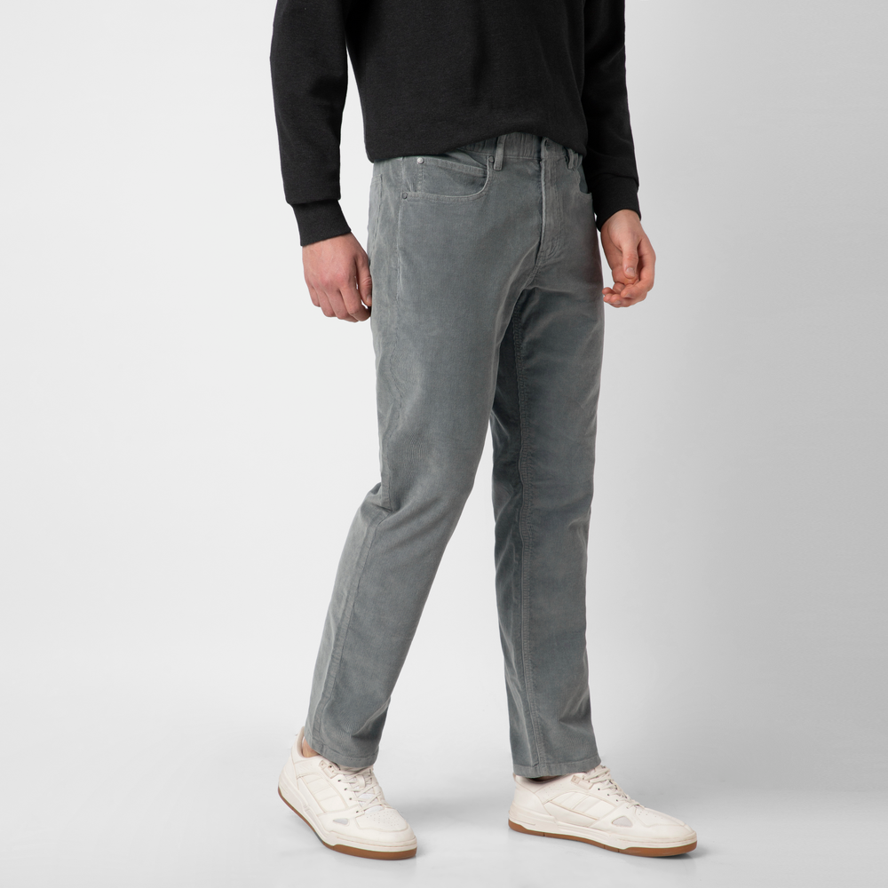 Corduroy 5-Pocket Pant Grey side on model