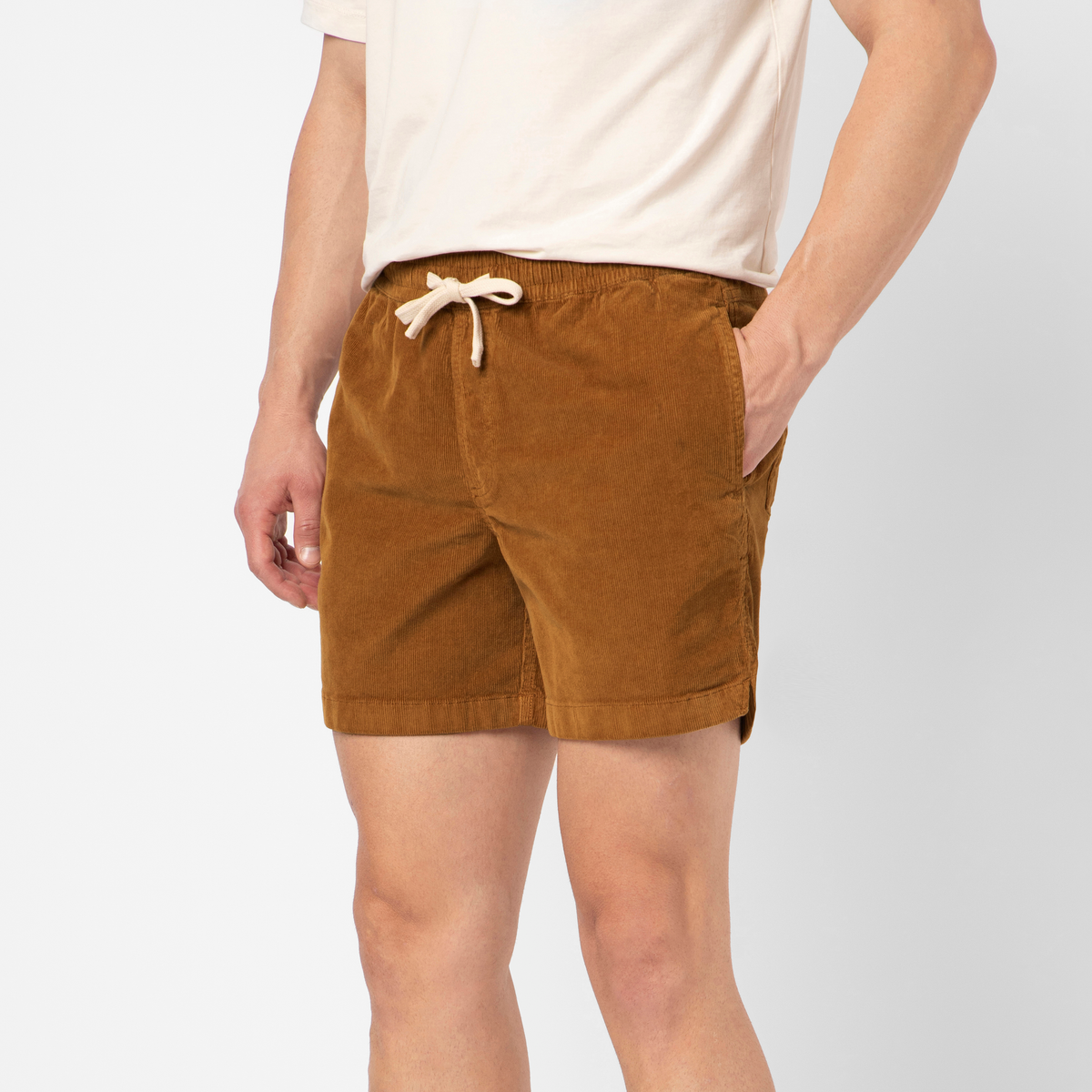 Corduroy Easy Short Dark Clay side on model