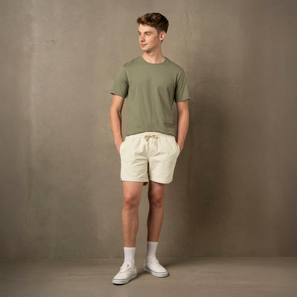 Corduroy Easy Short Stone full body on model