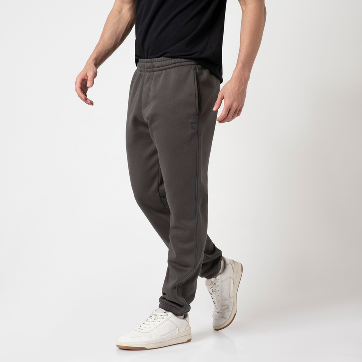 Core Jogger Shadow side on model