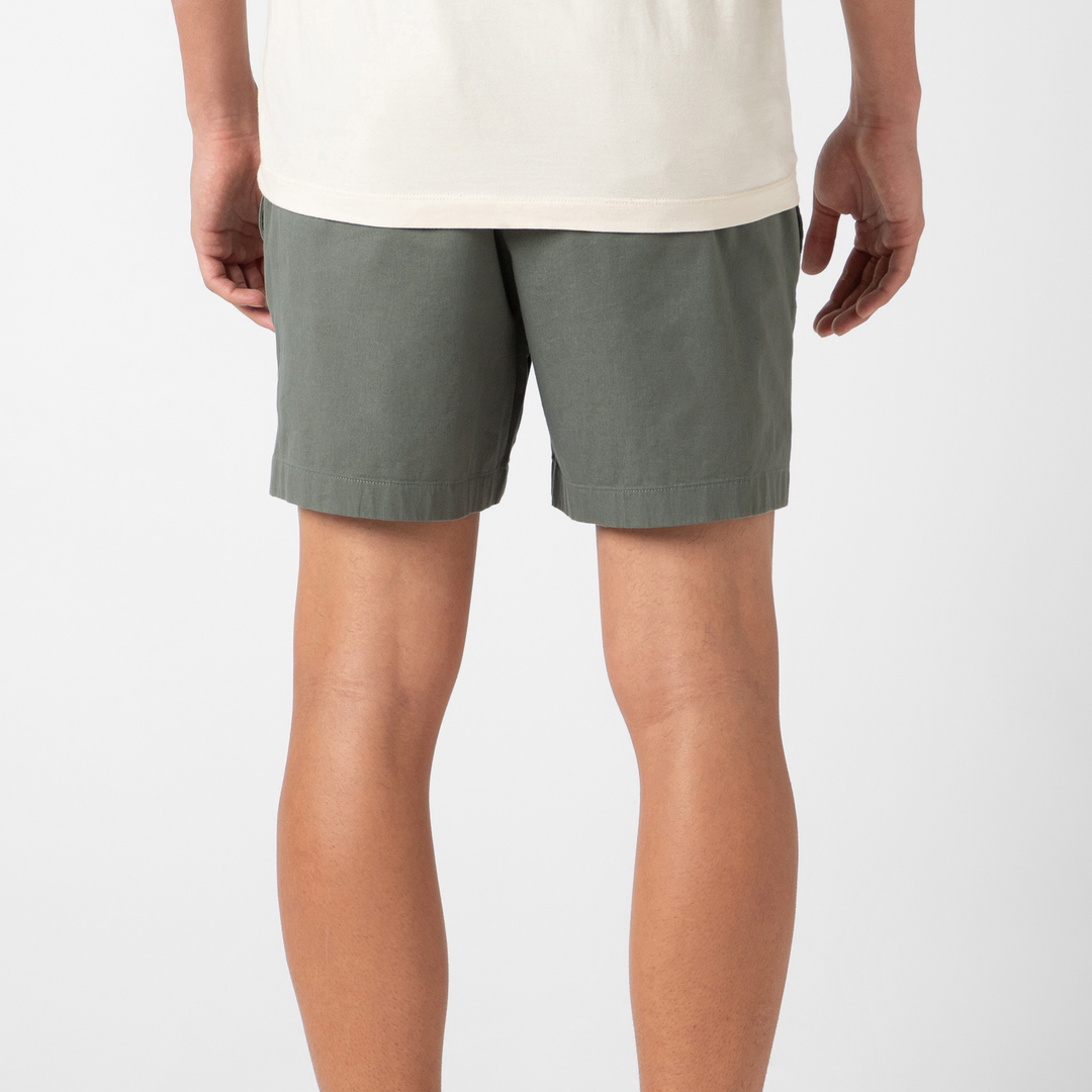 Drawstring Short 5.5" Graphite back on model