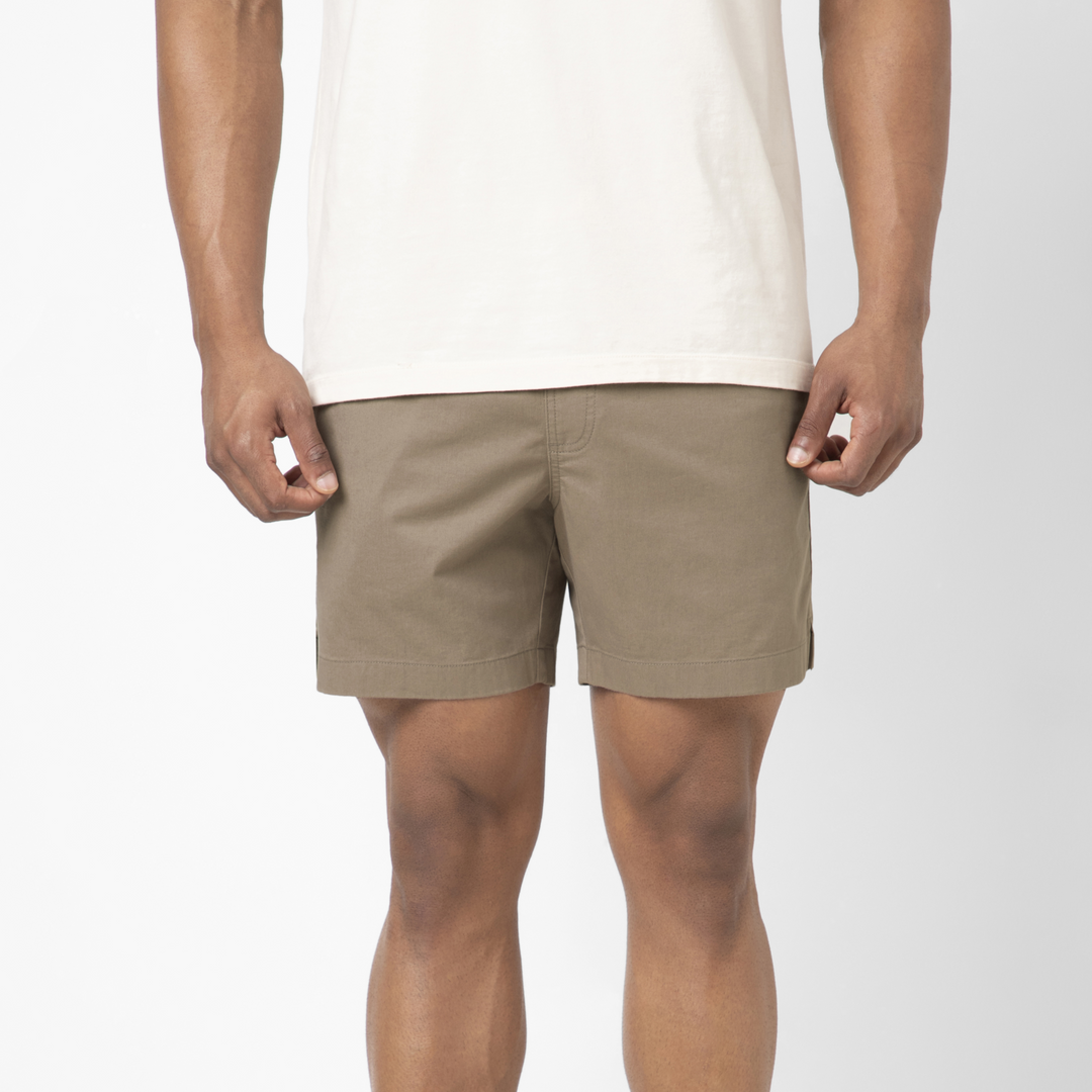 Drawstring Short 5.5" Mocha front on model