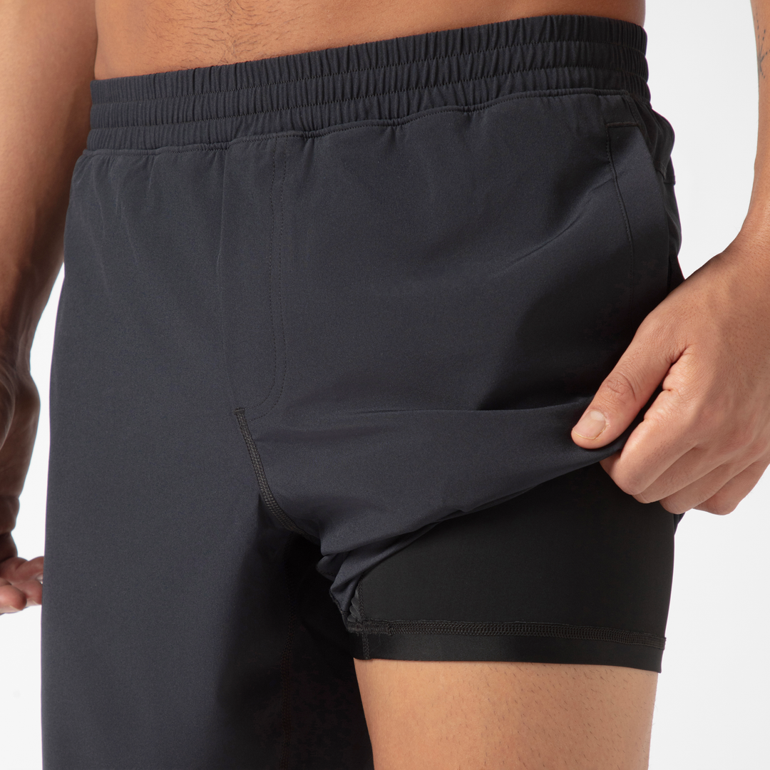 Drifter Short Lined 7 Black front on model with liner