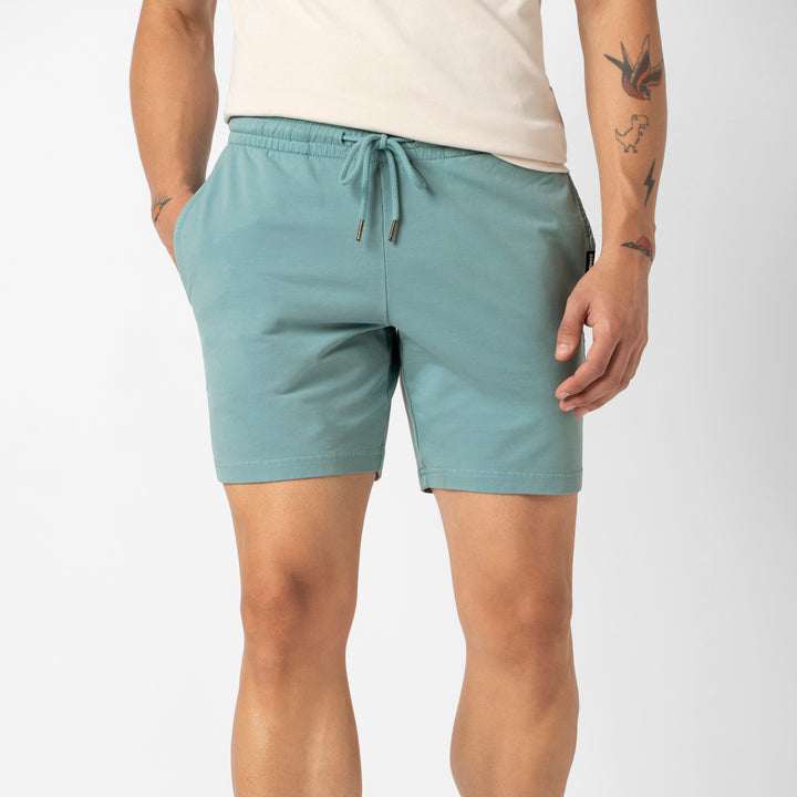 Lounge Short 7 Sea Glass front on model