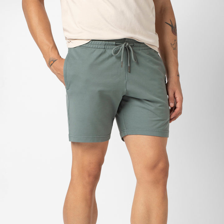 Lounge Short 7 Shark Grey side on model
