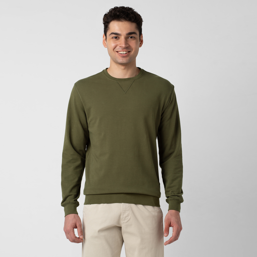 Lounge Crewneck Dark Olive front on model