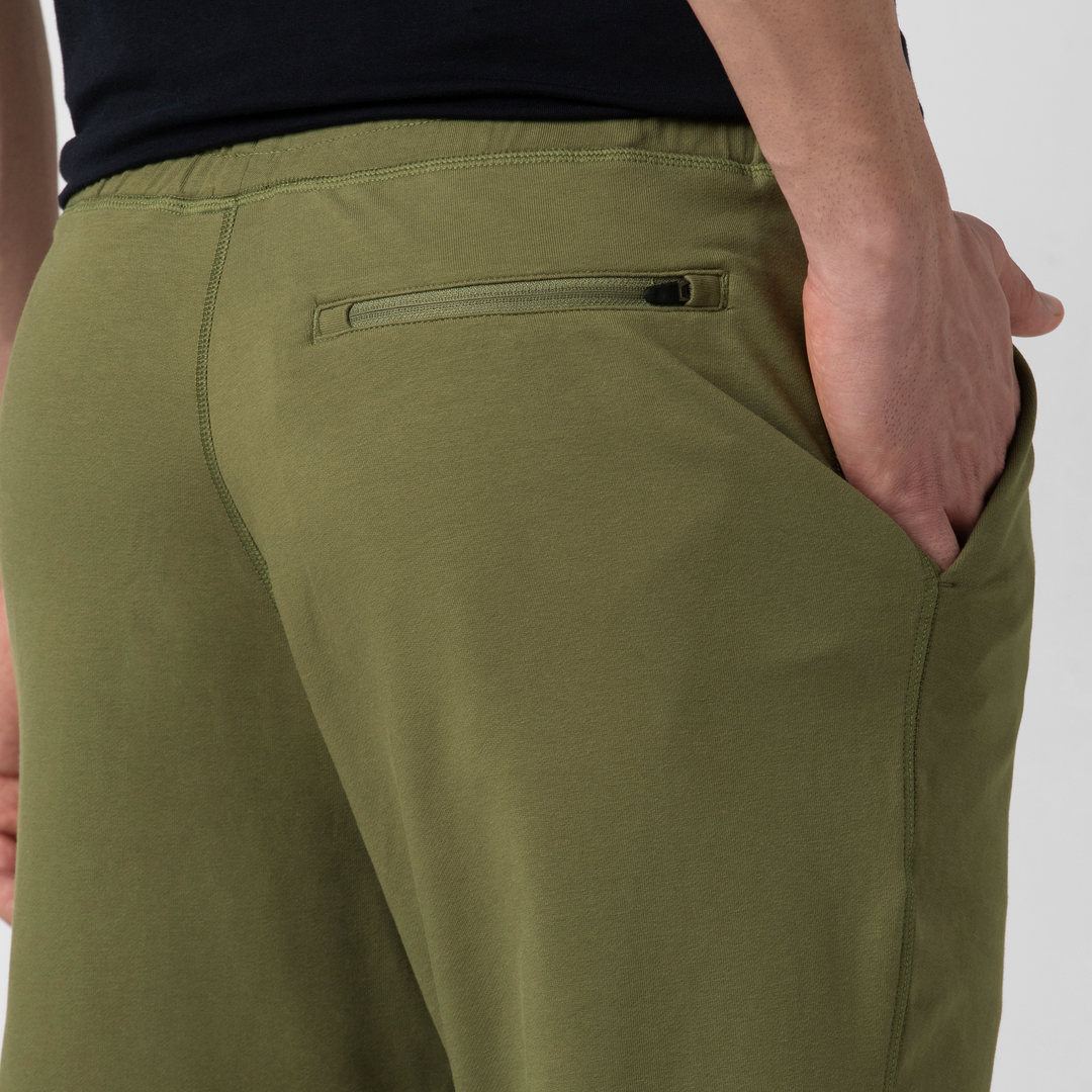 Lounge Jogger Olive close up back on model