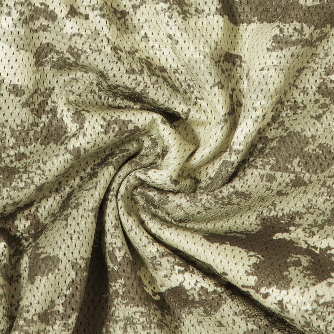 Mesh Short Camo Sand fabric detail