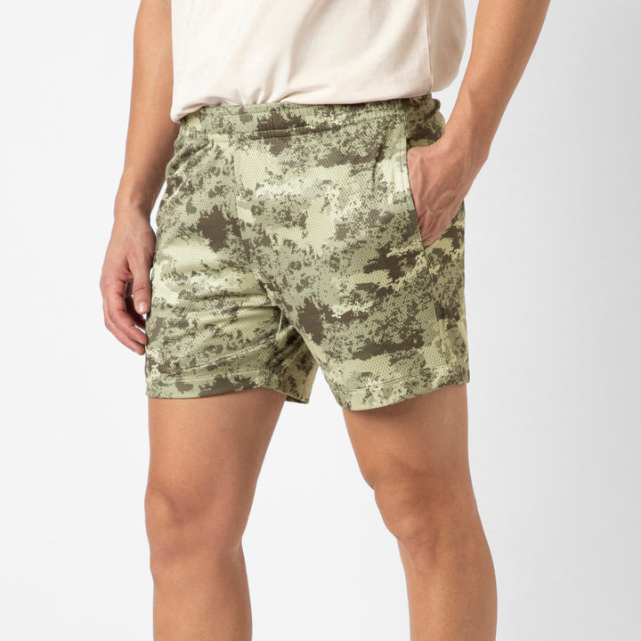 Mesh Short Camo Sand side on model