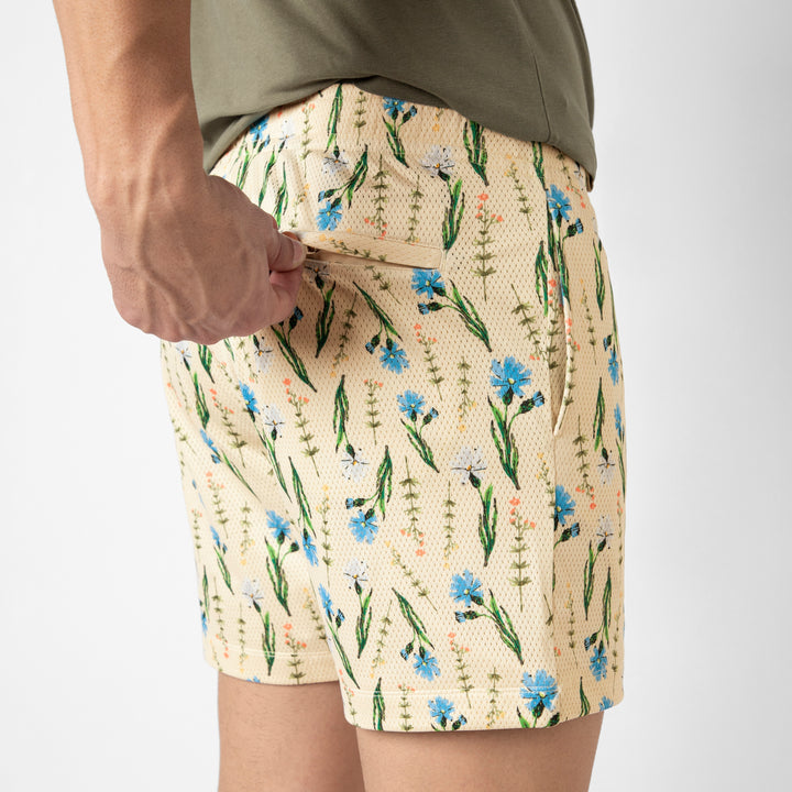 Mesh Short Garden close up on model