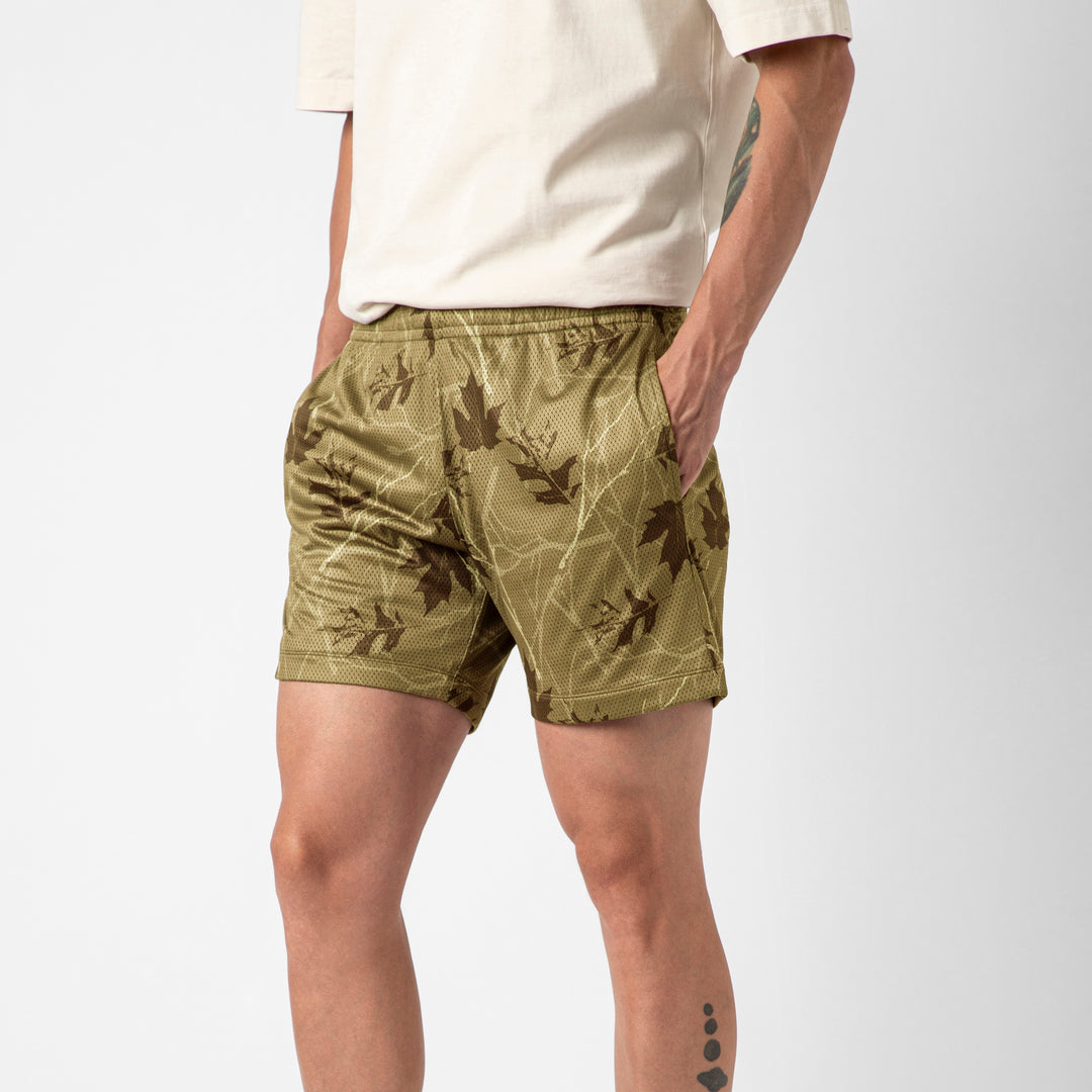 Mesh Short Hunter side on model