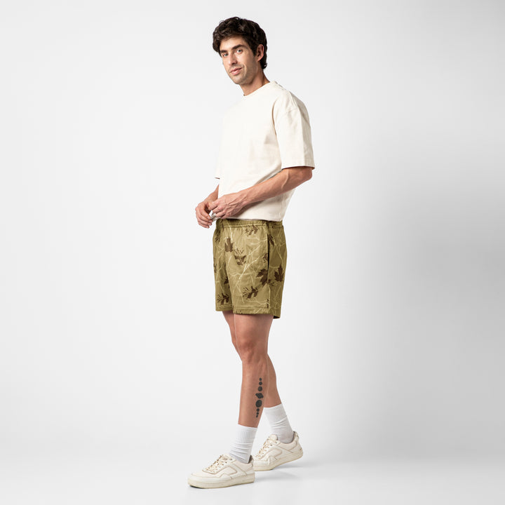 Mesh Short Hunter full body on model