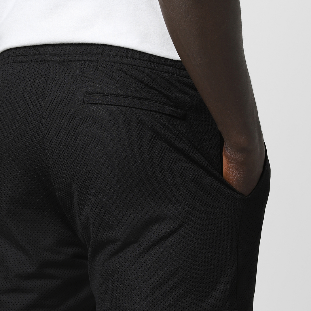 Mesh Short 5.5" Black close up back zipper pocket