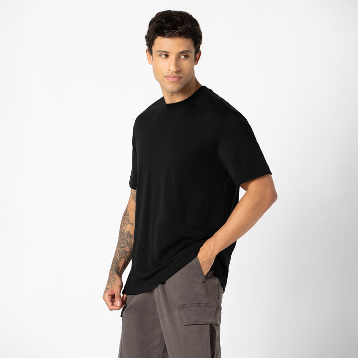 Midweight Supima Tee Black side on model