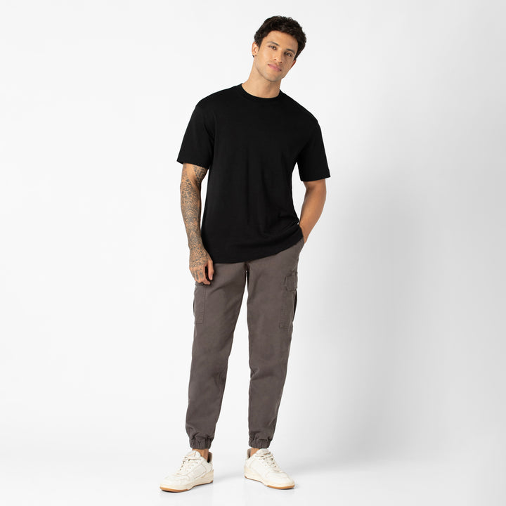 Midweight Supima Tee Black full body on model