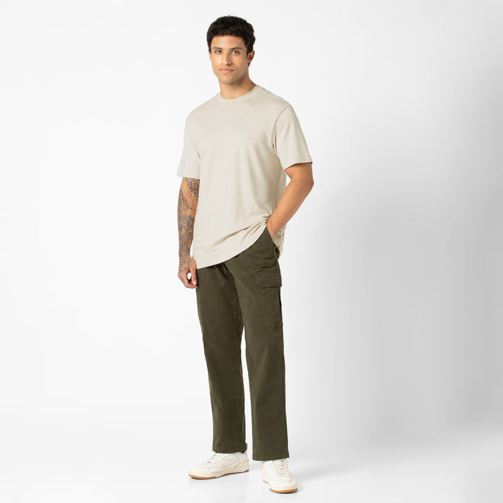 Midweight Supima Tee Bone full body on model