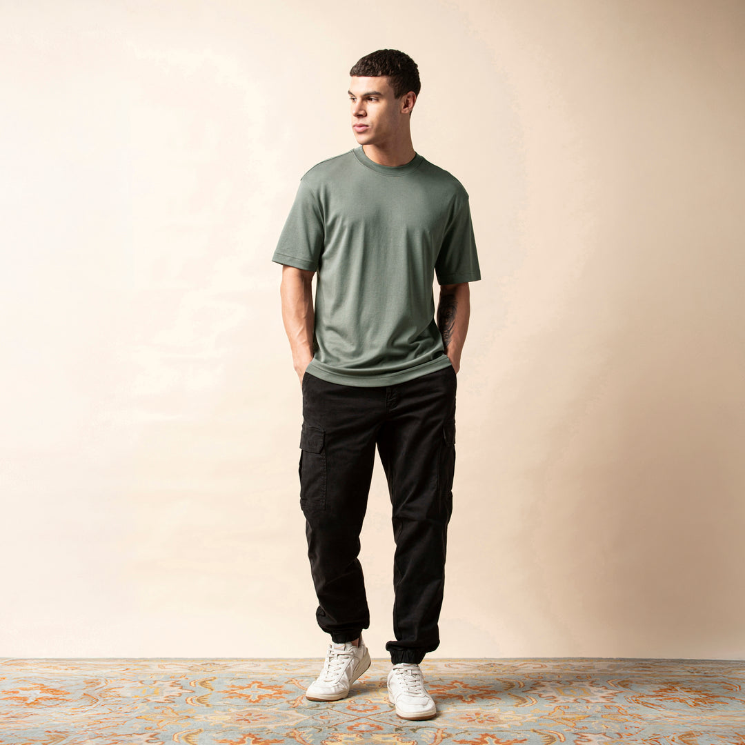 Midweight Supima Tee Graphite full body on model