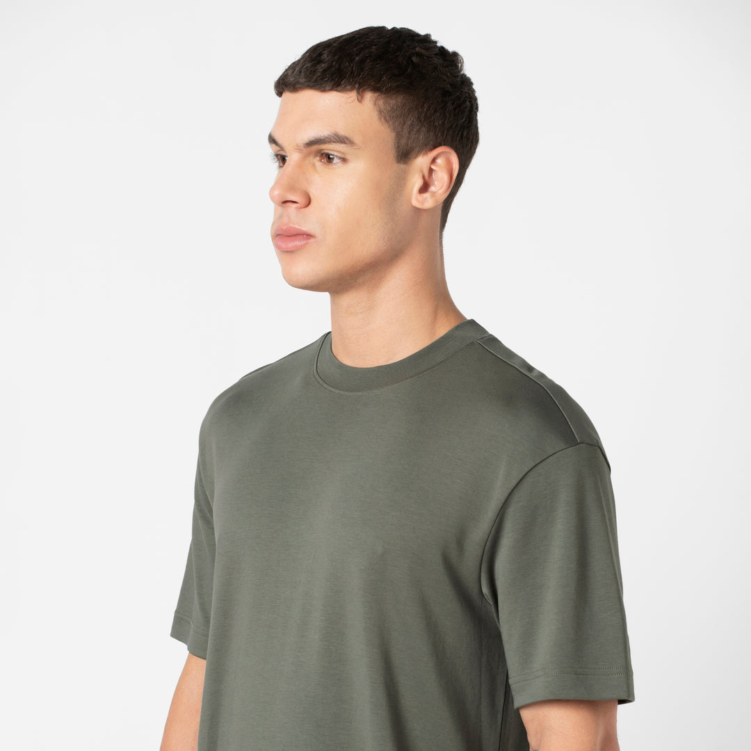 Midweight Supima Tee Graphite close up on model