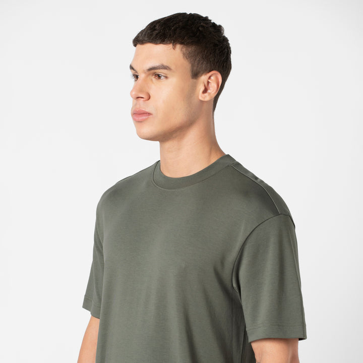 Midweight Supima Tee Graphite close up on model