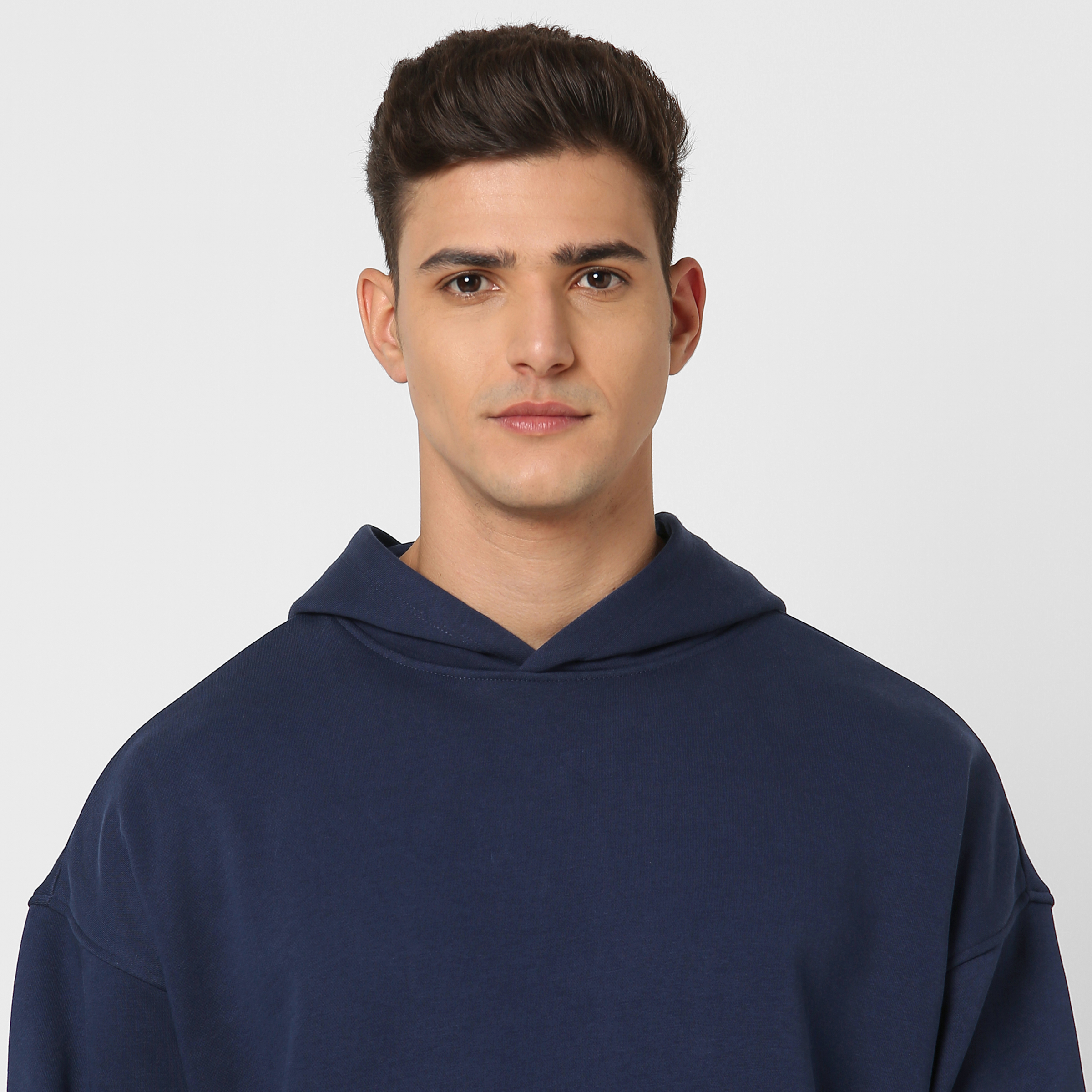Oversized Hoodie Navy close up front
