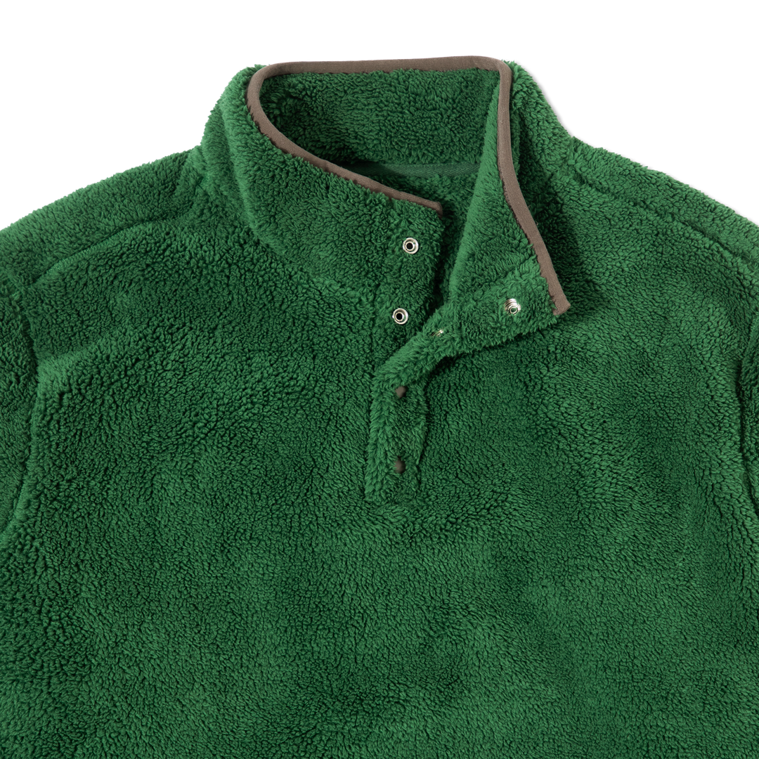 Quarter Snap Sherpa Pullover Duck Green collar close up flat