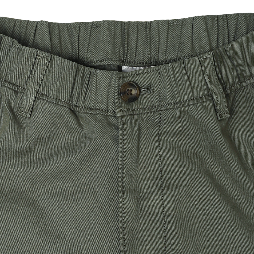 Relaxed Stretch Chino Pant Fern close up elastic waistband