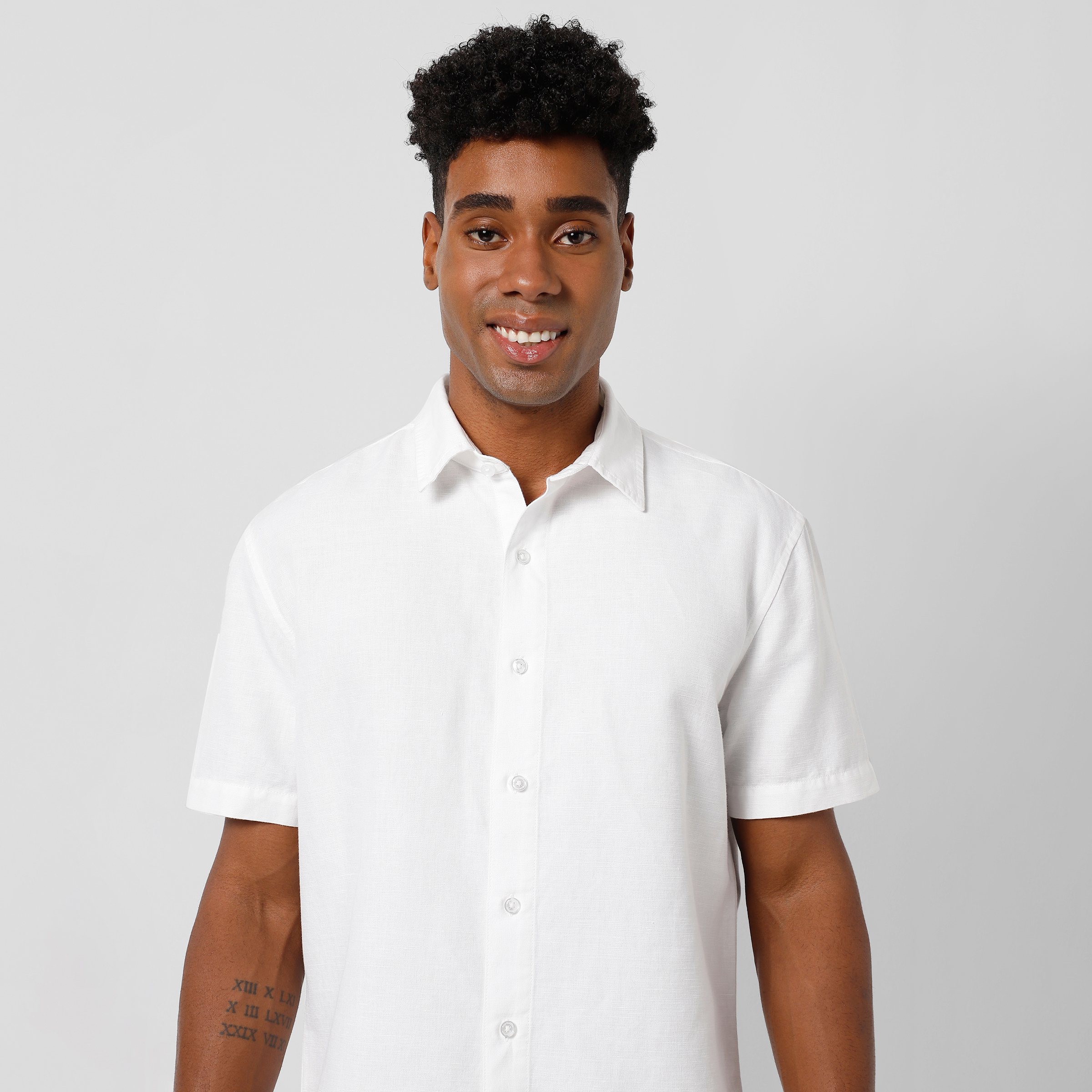 Retreat Linen Shirt White front close up on model