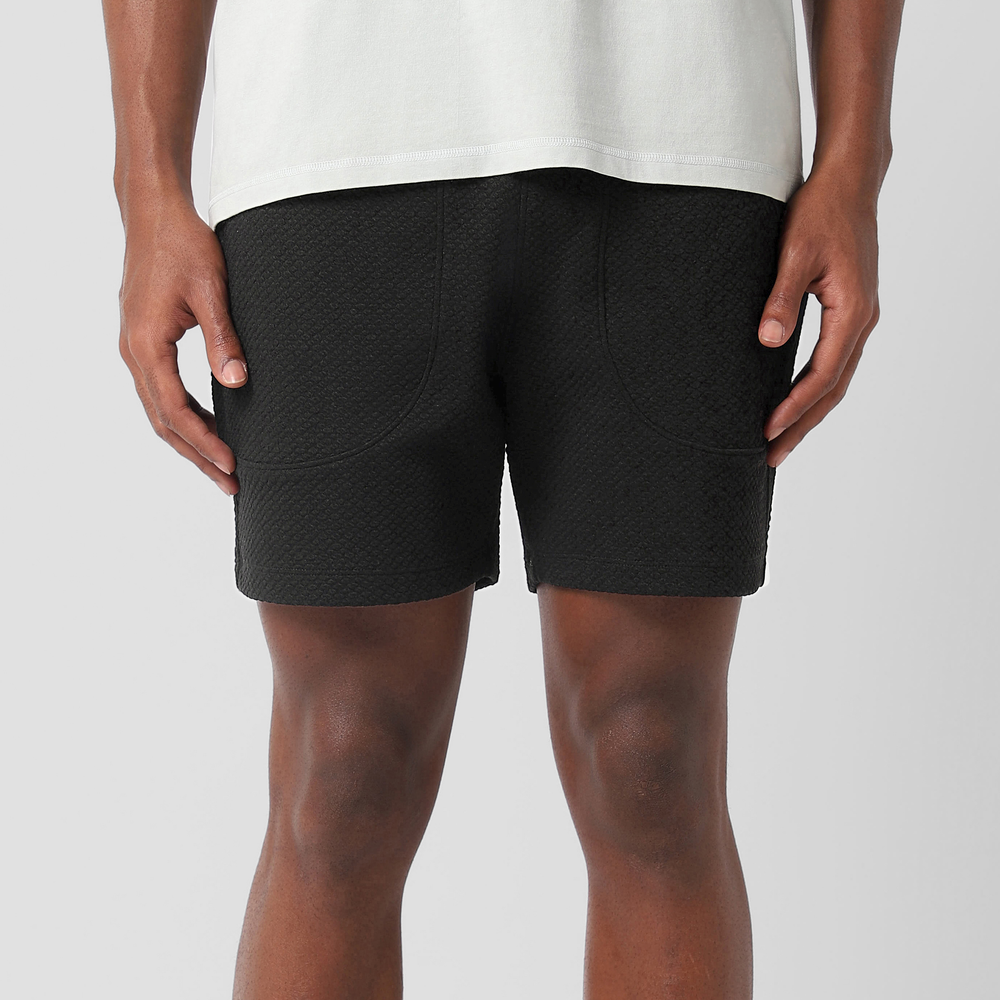 Roam Short 5.5" Black front on model