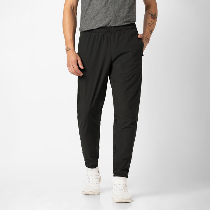 Run Jogger Black front on model