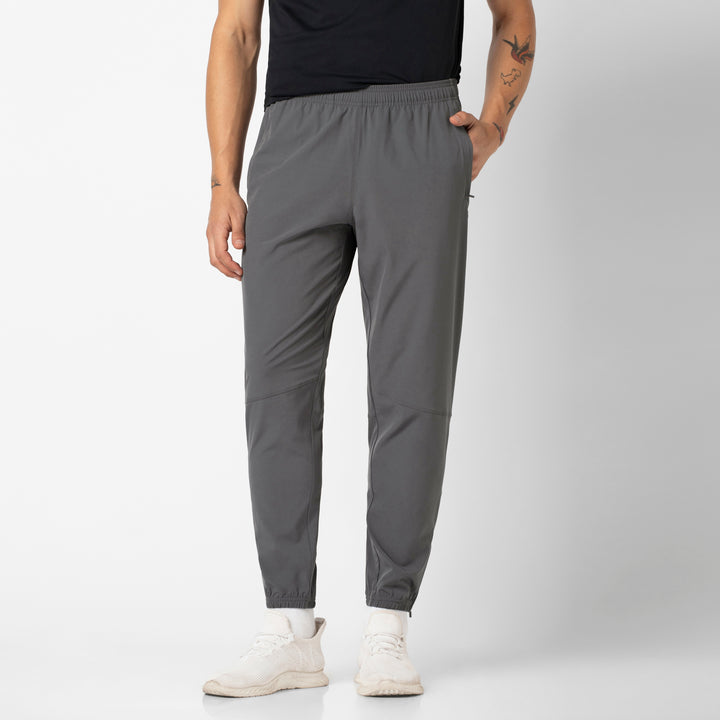 Run Jogger Coal front on model