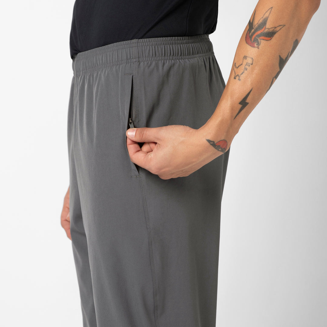 Run Jogger Coal side zipper pocket