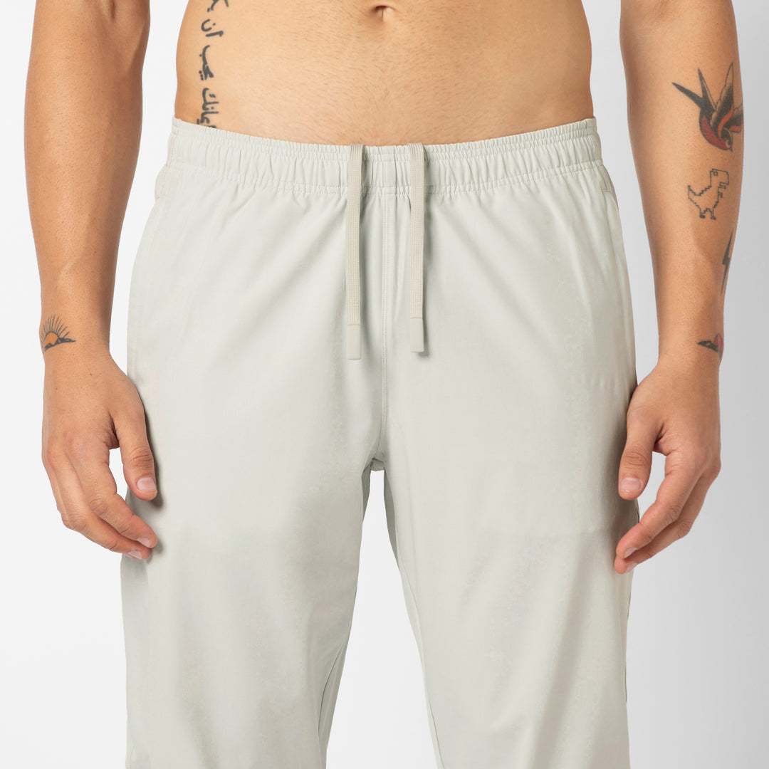 Run Jogger Light Grey close up of internal drawstring